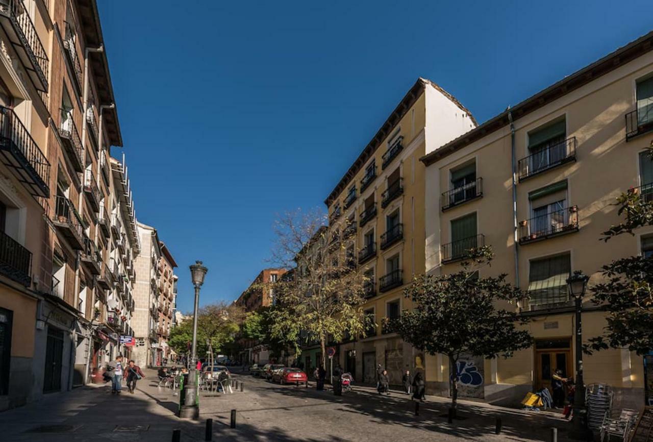 Buhardilla En Calle Amparo-Lavapies Madrid Exterior photo